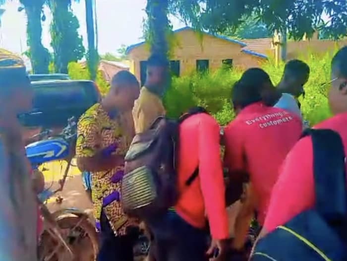 🌟 事業拡大、繋がりの拡張:Dots for が村の人々と歩む変革 🌟